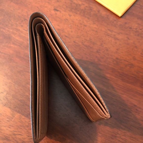 🔥Men’s LV Multiple Wallet🔥 - Picture 7 of 14